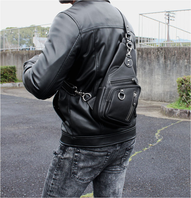 ボディバッグ 斜め掛けバッグ ワンショルダーバッグ 本革 レザー