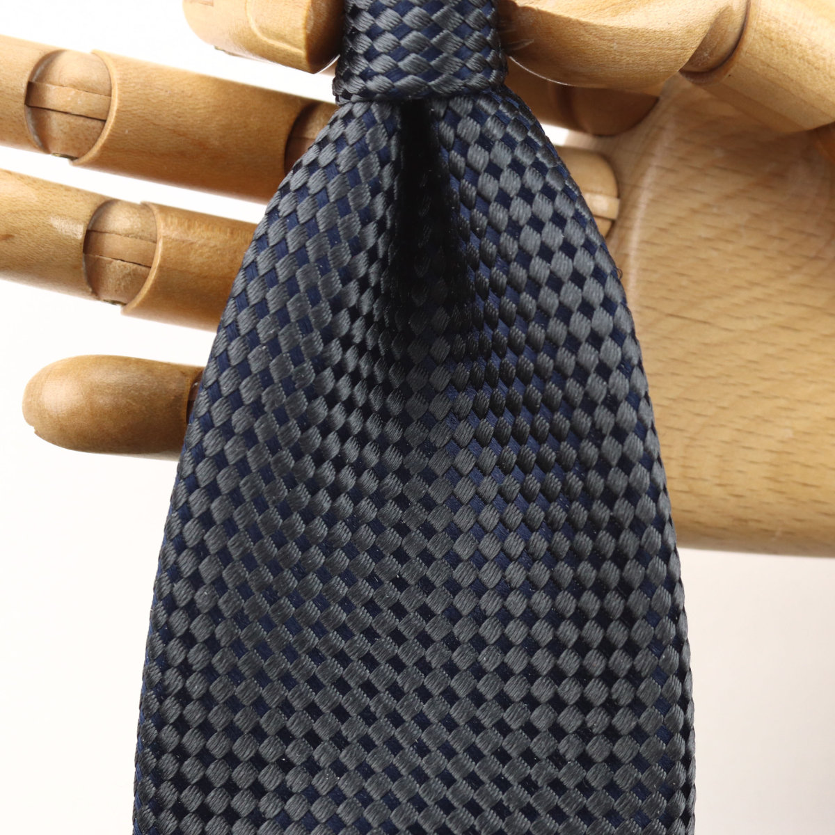 FAIRFAX（フェアファクス） ネクタイ 究極 グレー 無地 クワトロピエゲ