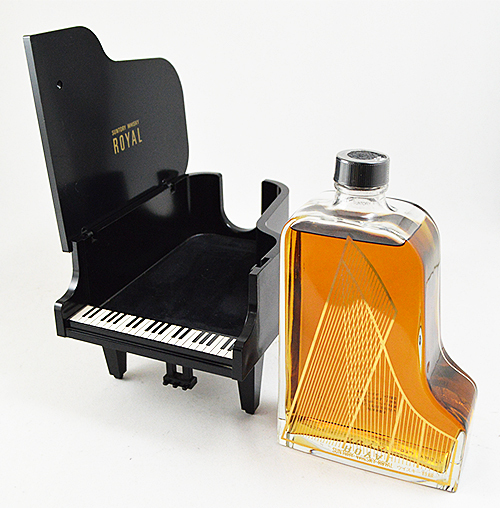 SUNTORY（サントリー） サントリーローヤル ピアノ 43度 600ml