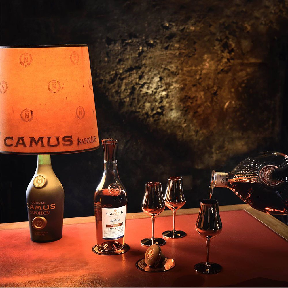 グラス2脚付き】【正規品 箱入り】カミュ ボルドリー VSOP & カミュ XO