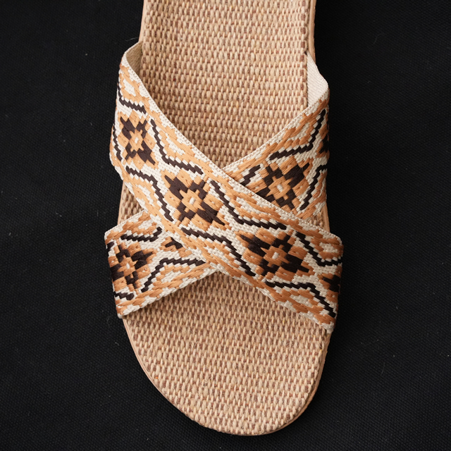 ルームシューズ 麻スリッパ 春夏用 室内 サンダル 部屋用 ベランダ 軽い スリッパ リネン 軽量 レディース メンズ 室内履き 洗える 来客用 msp1 |  | 03