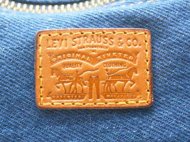 KITH LEVI’Sデニム柄 ボディバック LEVI'S/リーバイス】「Back Pocket Tote/バックポケットトートバッグ