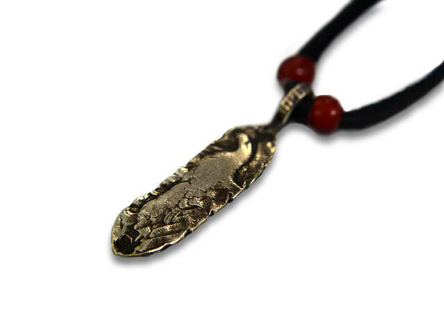 CHOOKE/チョーク】「Half Dollar Feather Pendant Top”Straight