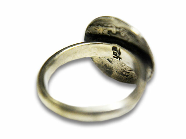 CHOOKE/チョーク】「Barber Needlework Swastika Ring/バーバー