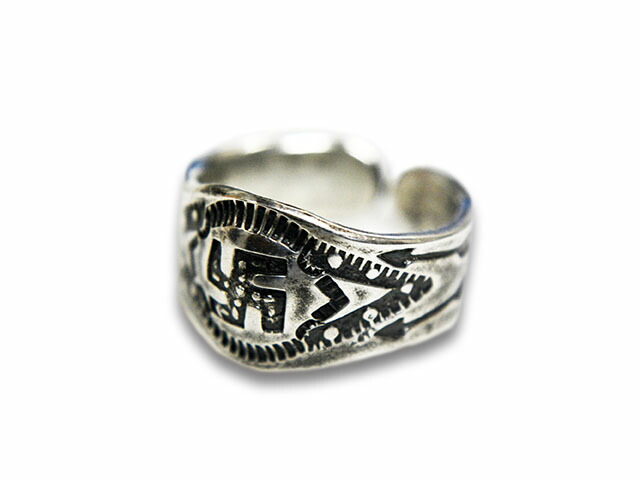 CHOOKE/チョーク】「Swastika Bar Ring/スワスティカバーリング」(C