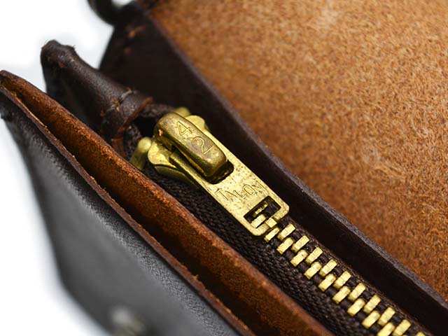 HTC トラッカーウォレット htc-trucker-sb-1.jpg