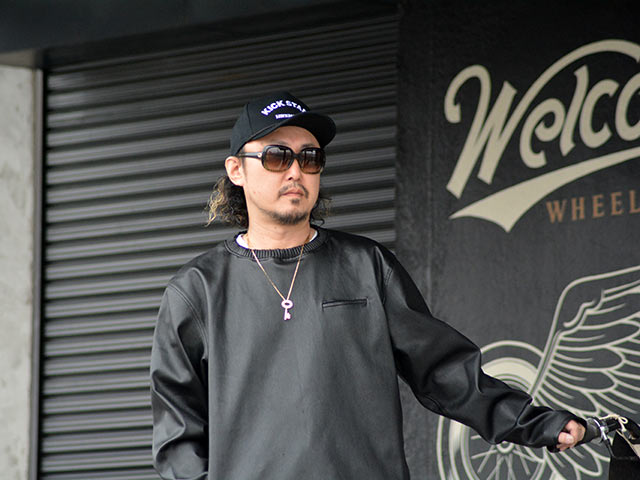 ハンギョドン★BRIEFING SIDE LOGO CREW NEC… THE UNION / New Yoku City Breakers Crewneck Swe