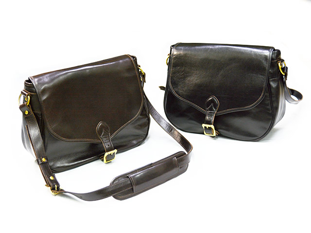 全2色【INCEPTION/インセプション】「Horse Hide Mail Bag”MEDIUM
