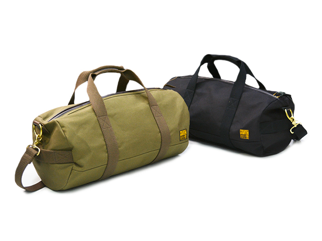 TROPHY CLOTHING ボディバッグ オリーブグリーン 全2色【TROPHY CLOTHING/トロフィークロージング】「Road Trip Bag