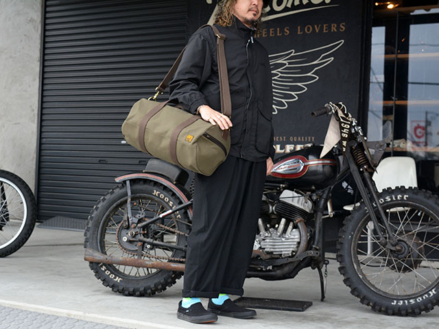 全2色【TROPHY CLOTHING/トロフィークロージング】「Road Trip Bag
