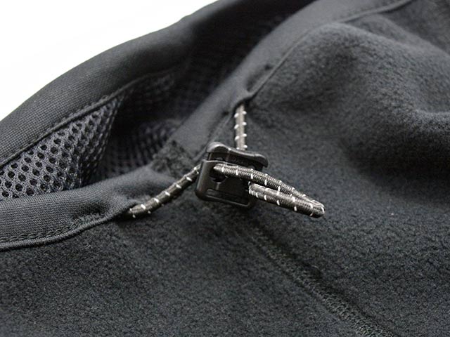 TROPHY CLOTHING/トロフィークロージング】「Monochrome Wind Guard TROPHY CLOTHING/トロフィークロージング】「Monochrome Wind Guard