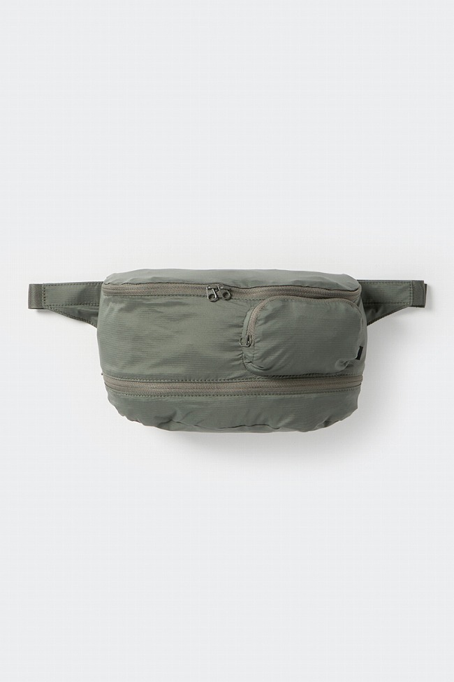 DAIWA PIER39（ダイワ ピア39） TECH PERTEX TRAVEL EXPAND FANNY BAG