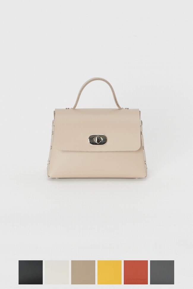 Hender Scheme（エンダースキーマ） アッセンブルハンドバッグフラップ