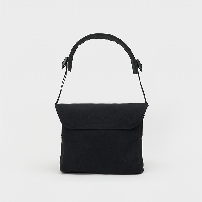 Hender Scheme（エンダースキーマ） messenger bag small
