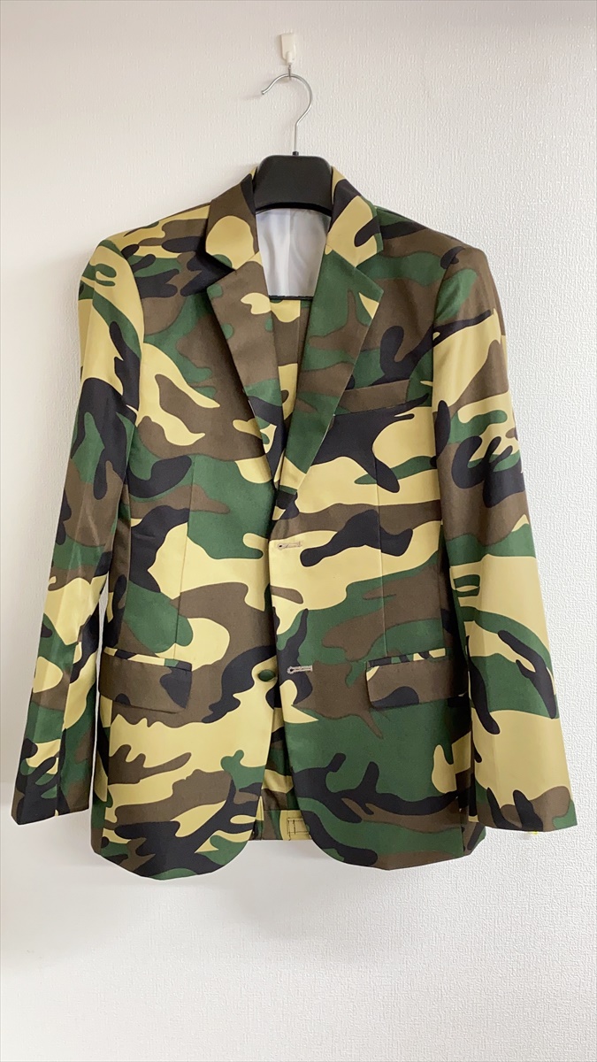 30％OFF】【最終処分】スーツ 迷彩柄 カモフラ柄 ステージ衣装 ダンス