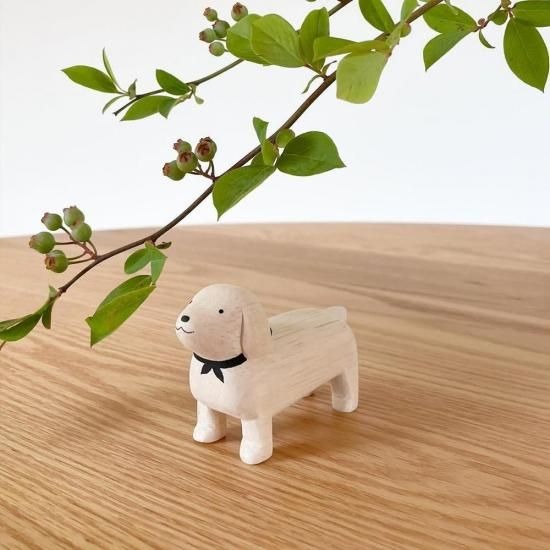 ダックスフンドの木彫り ホワイト ダックスフンド 犬 ワンコ Dog