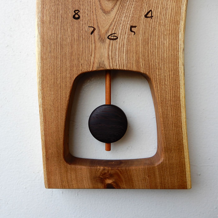 木の振り子時計 槐（エンジュ）無垢 幅20.5cm 掛け時計 振り子時計 木