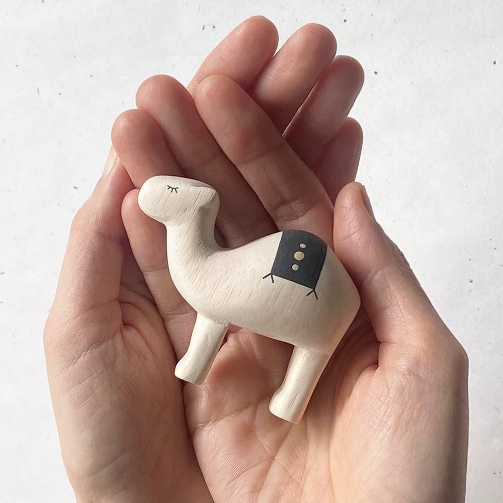 ラクダの木彫り らくだ ラクダ 駱駝 キャメル camel 木彫り 置物
