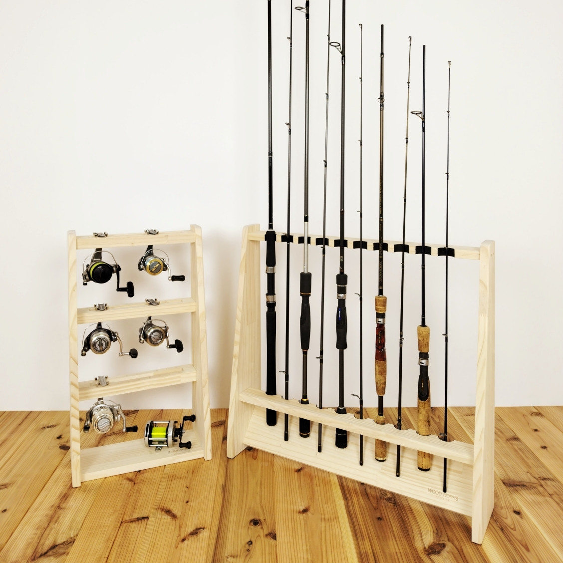 新品 WOOD WORKS 日本製 ロッドスタンド 片面10本用 組立済 木製 収納 コンパクト 釣り フィッシング WOODWORKS ロッドスタンド 10本掛 (色：ナチュラル) 木製 日本製