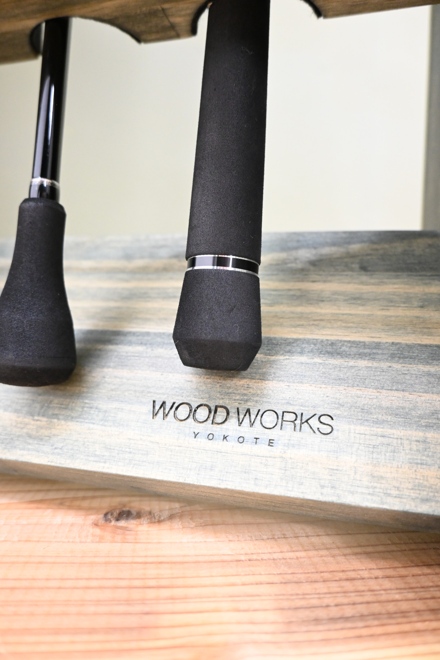 WOODWORKS ロッドスタンド 20本掛 (色：ミリタリーグリーン) 木製 日本 