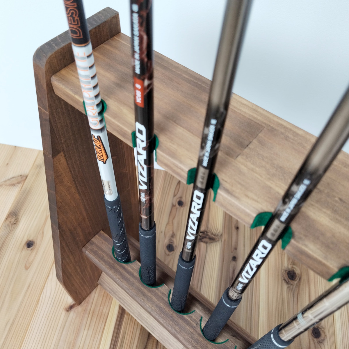 WOODWORKS ゴルフクラブスタンド 13本掛 (色：ブラウン)木製 日本製