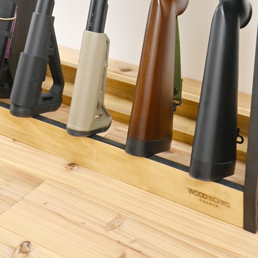 ガンラック　ハンドガン・ライフル銃用収納　木製ライフルスタンド2点セット WOODWORKS ガンラック 3丁掛 (色：ナチュラル) 木製 日本製