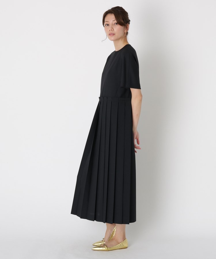 SALEお得 DRESSTERIOR(Ladies)(ドレステリア(レディース))トロピカルウールプリーツワンピース WORLD ONLINE STORE (株)ワールド - 通販 - PayPayモール 得価人気