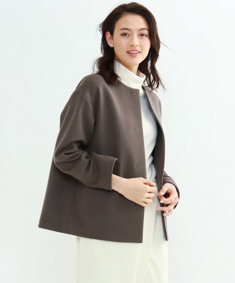 【美品】INDIVI インディヴィ　スーパービーバーノーカラーコート　ベージュ INDIVI - 値下げしました！スーパービーバーノーカラーコートの