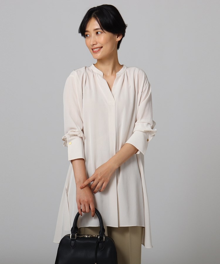 デザイン UNTITLED(アンタイトル)パウダリーストレッチ チュニックブラウス WORLD ONLINE STORE (株)ワールド - 通販 - PayPayモール りにギャザ