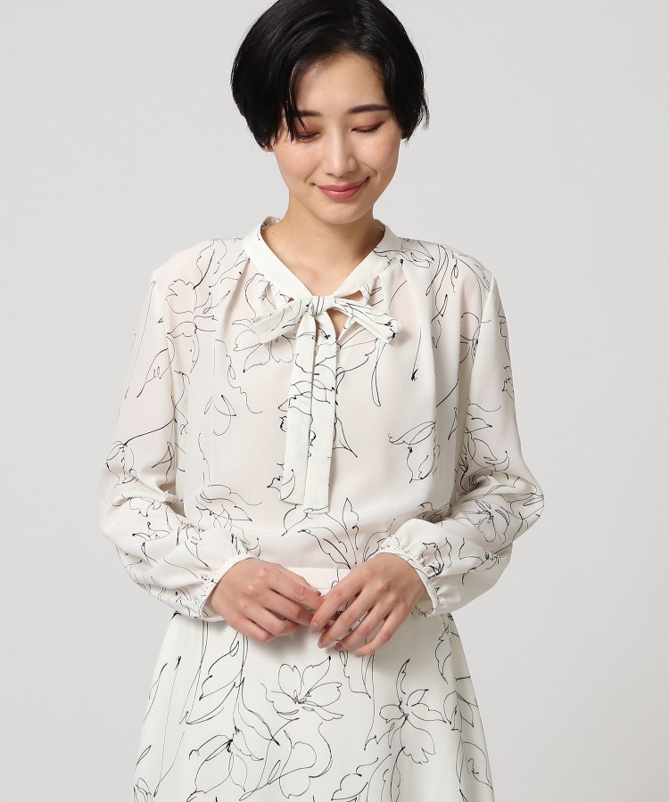 限定SALE100%新品 UNTITLED/FAIRY (株)ワールド - 通販 - PayPayモール SHADE(フェアリーシェード)フラワープリントボウタイブラウス WORLD ONLINE STORE 品質保証