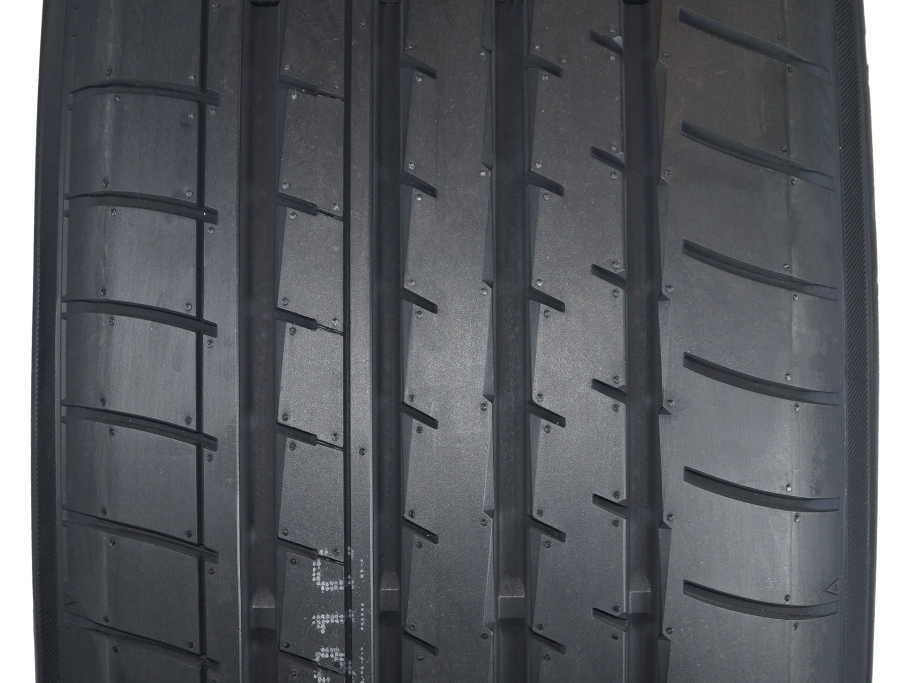 ADVAN 235/55R19 105W XL ヨコハマ YOKOHAMA V61 SUV用 アドバン