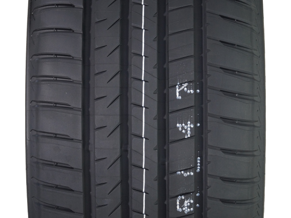 ALENZA サマータイヤ 225/55R18 98V ブリヂストン 001 SUV専用 夏 新品