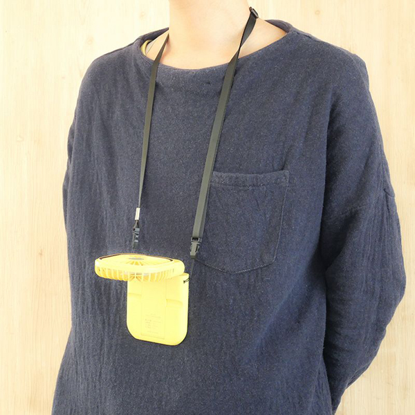 新品 わちふぃーるど ダヤン カラビナ ハンディファン 5WAYハンディファン みつばち わちふぃーるどダヤン : わちふ