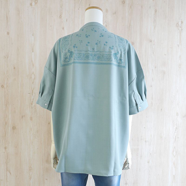 バンダナ柄ＢＯＸシャツ　Ｆ　水浅葱　 わちふぃーるど ダヤン バンダナ柄BOXシャツ F 水浅葱 わちふぃーるど ダヤン : わ