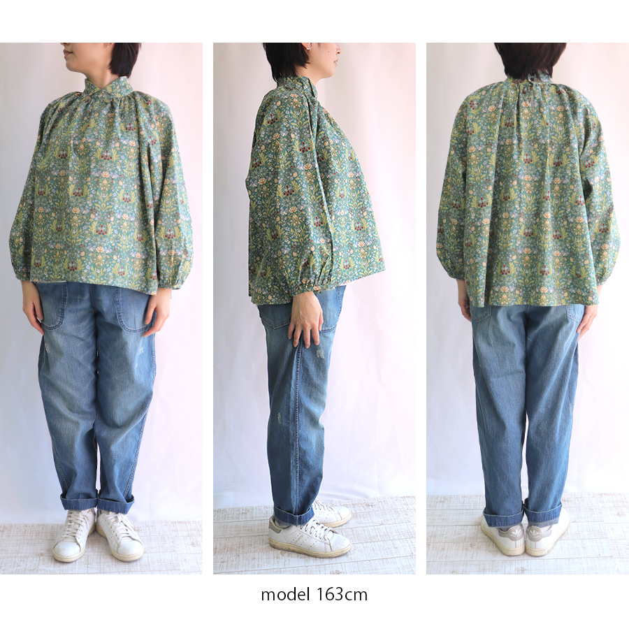 MOLLY総柄ハイカラーブラウス　s.t.closet frabjous |  | 06