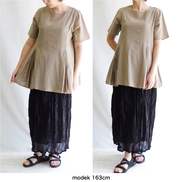 コットンドビータック入り半袖ブラウス PAGE ONE |  | 04