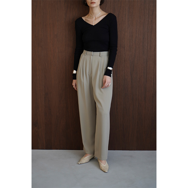 erita　CLANE クラネ　タックヘムプルオーバー CLANE｜ベーシック タックパンツ 14110-7002-mt - Piu di aranciato