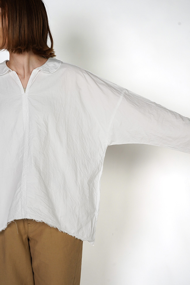 homspun（ホームスパン） ハイカウントクロス丸襟プルオーバーブラウス