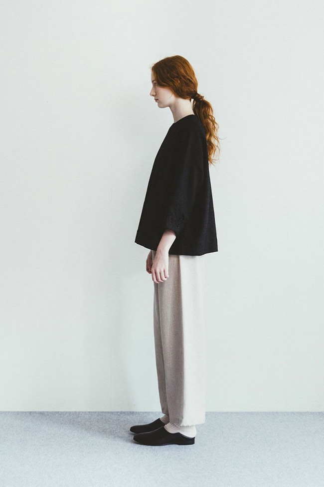fog linen work（フォグリネンワーク） SUI TOP WOOL LINEN BLACK スイ