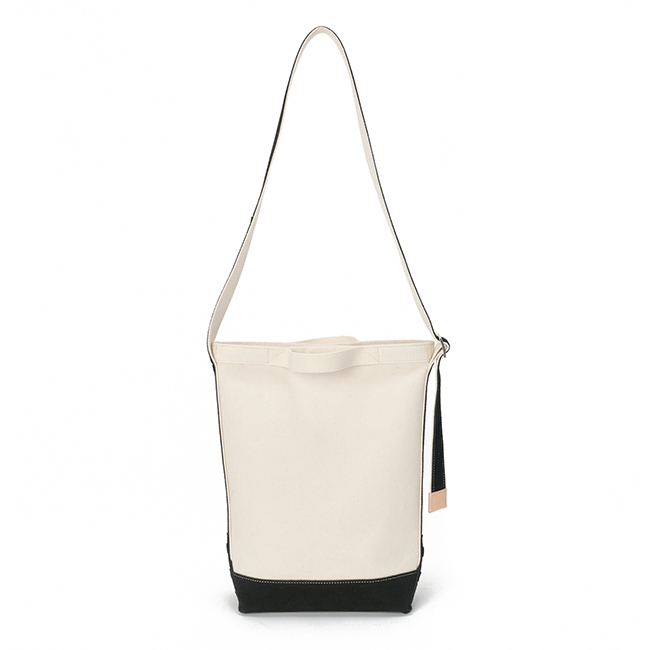 Hender Scheme（エンダースキーマ） キャンパススエードショルダー