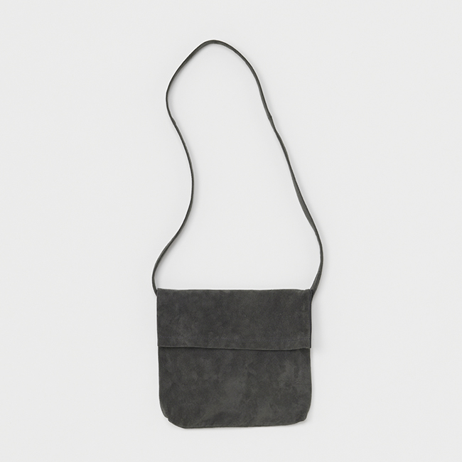 Hender Scheme（エンダースキーマ） ピッグフラップショルダーバッグ