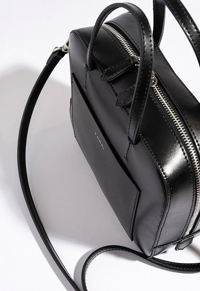 ヨハン YAHKI（ヤーキ） CROSS BODY BAG クロスボディバッグ ショルダーバッグ