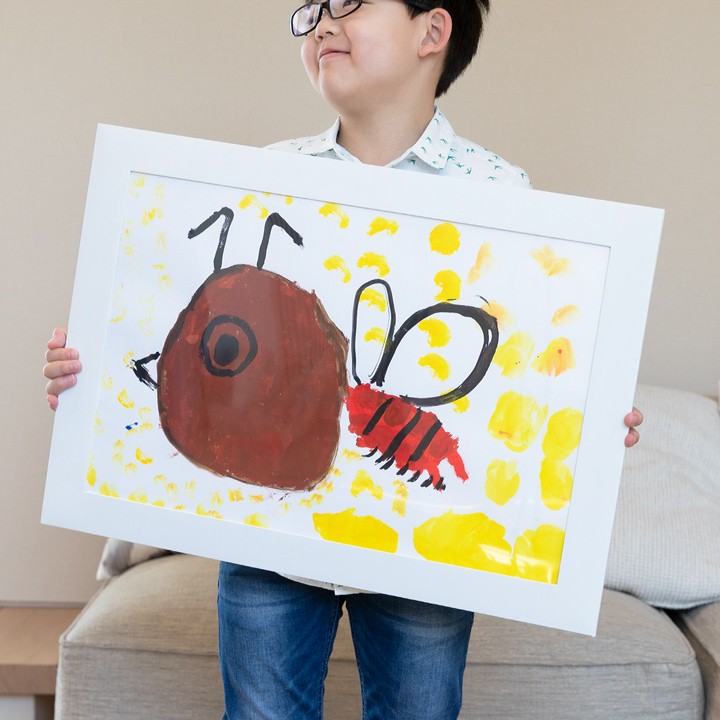 子供の絵 を飾る 額縁 ポスターフレーム 四つ切り 画用紙 フォト