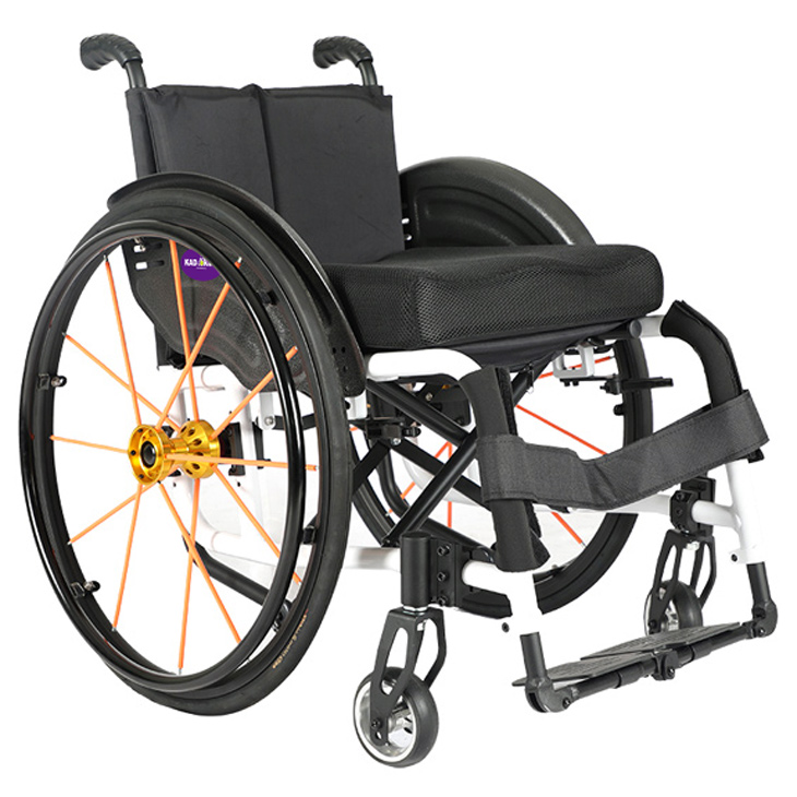 車椅子 車いす 車イス 軽量 コンパクト スポーツ 自走用 ラスベガス M101 カドクラ Lサイズ
