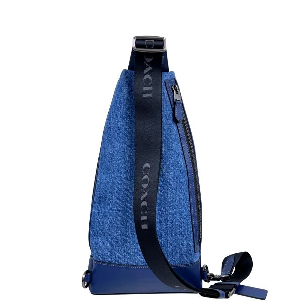 COACH ドミニクスリングパック Dominic Sling Pack In Signature Canvas | Bags | Coach | COACH®