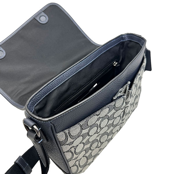 新品未使用COACH スプリント マップ バッグ 25・シグネチャー