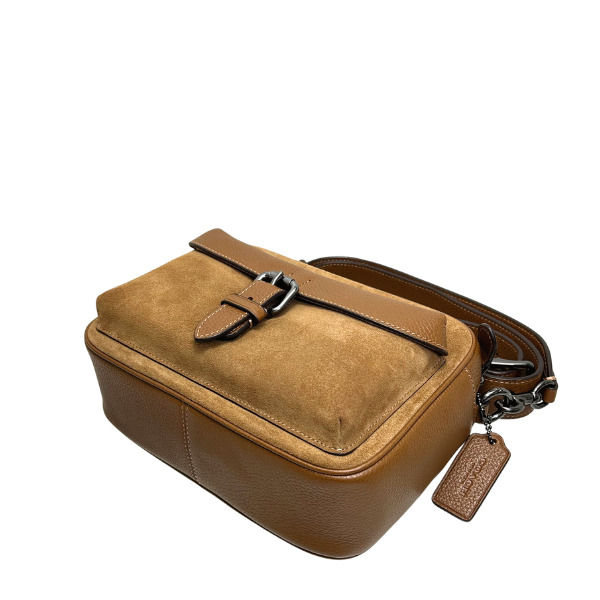 ✨激レア✨COACH コーチ　ワンショルダーバッグ　パッチワーク　花　スエード ✨希少✨コーチ ショルダーバッグ パッチワーク シグネチャー