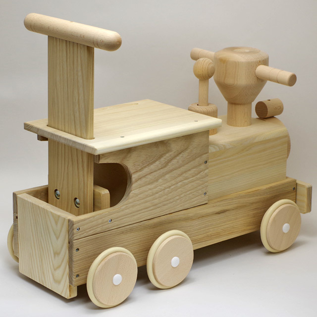 新品 名前入り 日本製木のおもちゃ 汽笛が鳴る 手押し車 カタカタ 赤ちゃん 木製 1歳 乗用玩具 室内 出産祝い 森のビッグ機関車 上質で快適 Kuljic Com