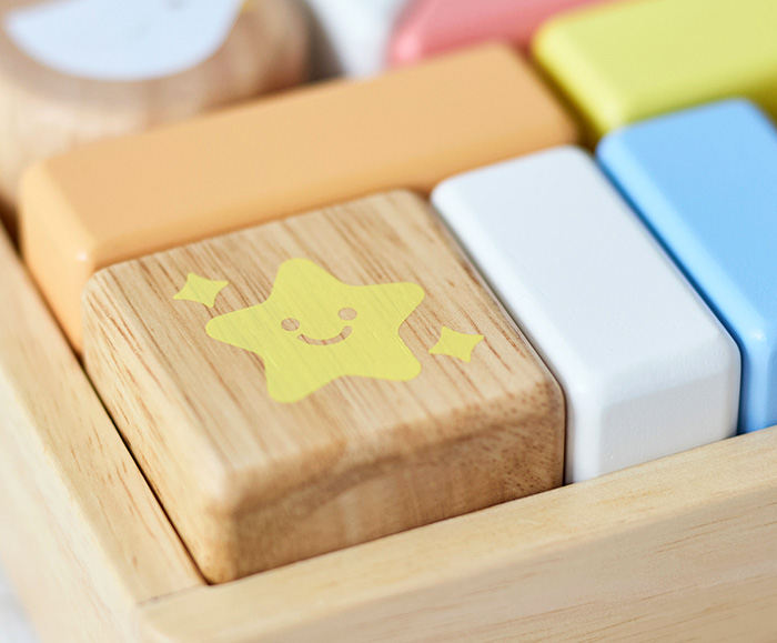 NICHIGAN（ニチガン） 音の鳴るつみき 積み木 知育玩具 1.5歳 1歳半