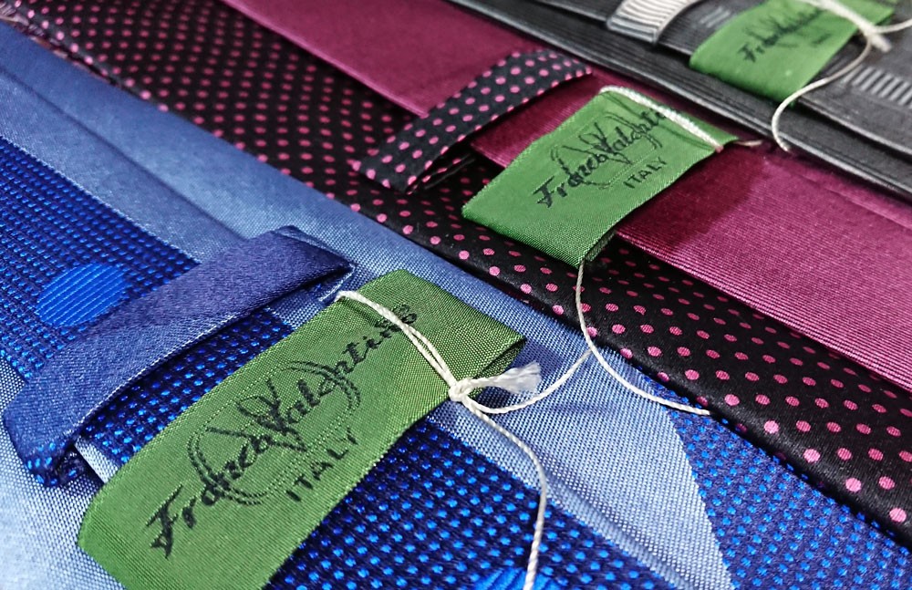 【ハイブランドのみ✨】訳あり✨ ネクタイ まとめ売り 30本セット シルク ハイブランドのみ✨】訳あり✨ ネクタイ まとめ売り 30本セット シルク